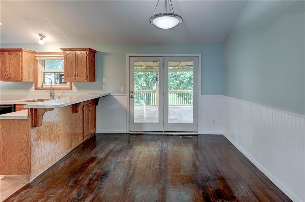 10412 N Baltimore Avenue — photo 10