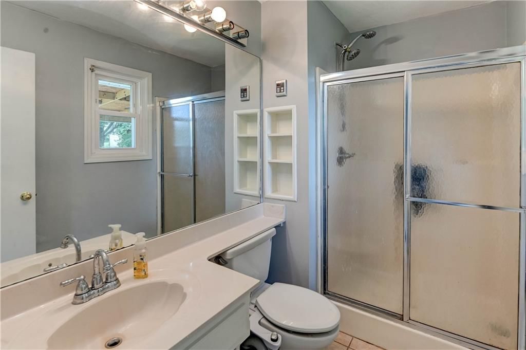 10412 N Baltimore Avenue — photo 20