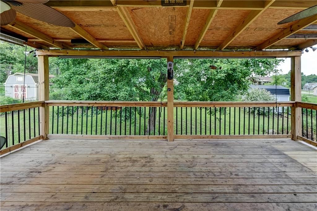 10412 N Baltimore Avenue — photo 33