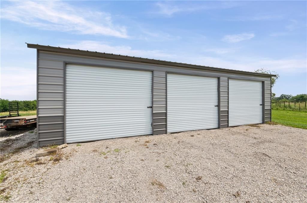 10253 SW Price Drive — photo 4