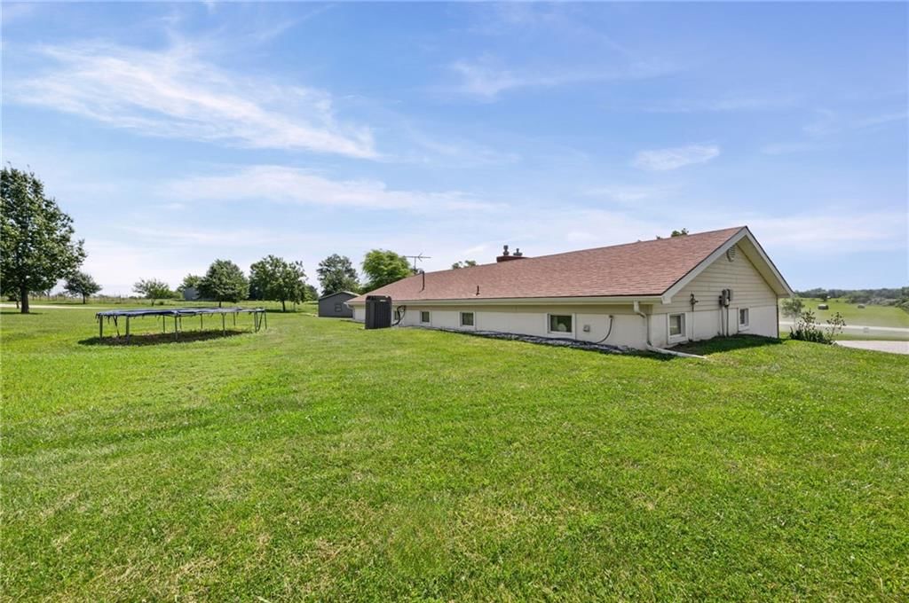 10253 SW Price Drive — photo 29