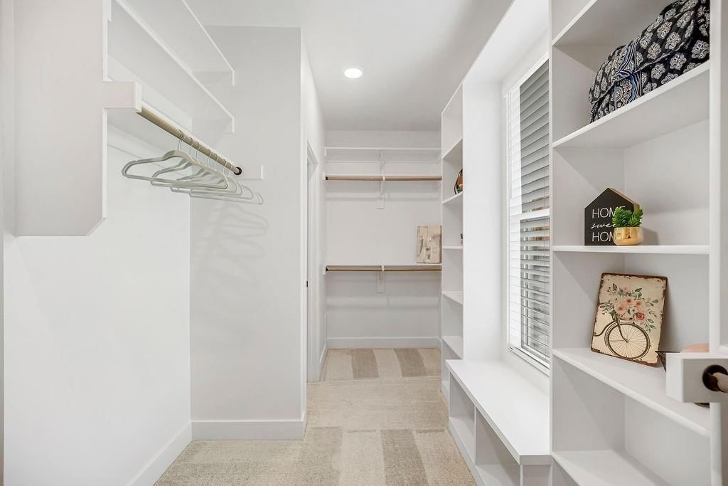 17429 Gillette Street — photo 17