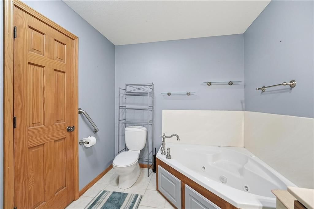 2171 Eisenhower Road — photo 33