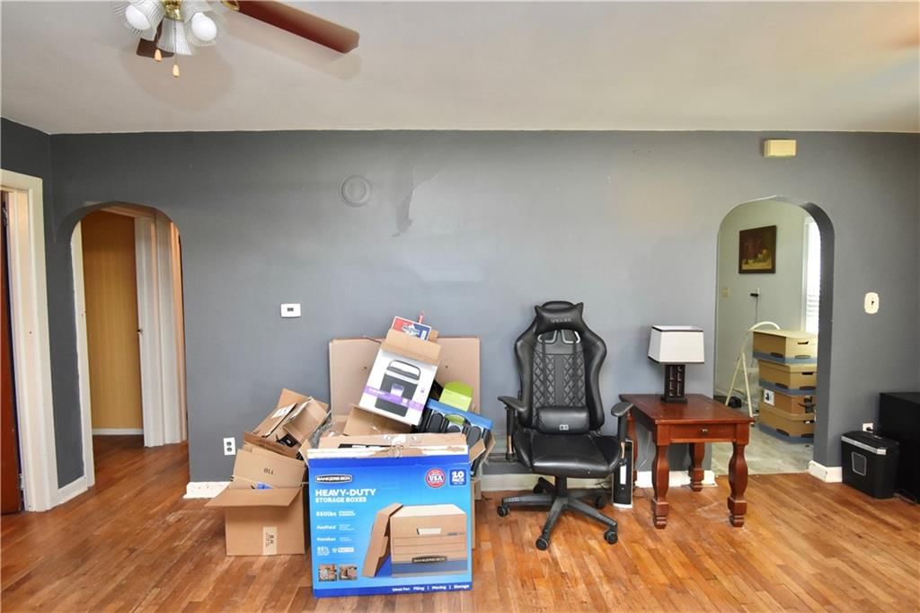 Photo 9 of 26 - 3105 B Highway, Liberty, MO 64068