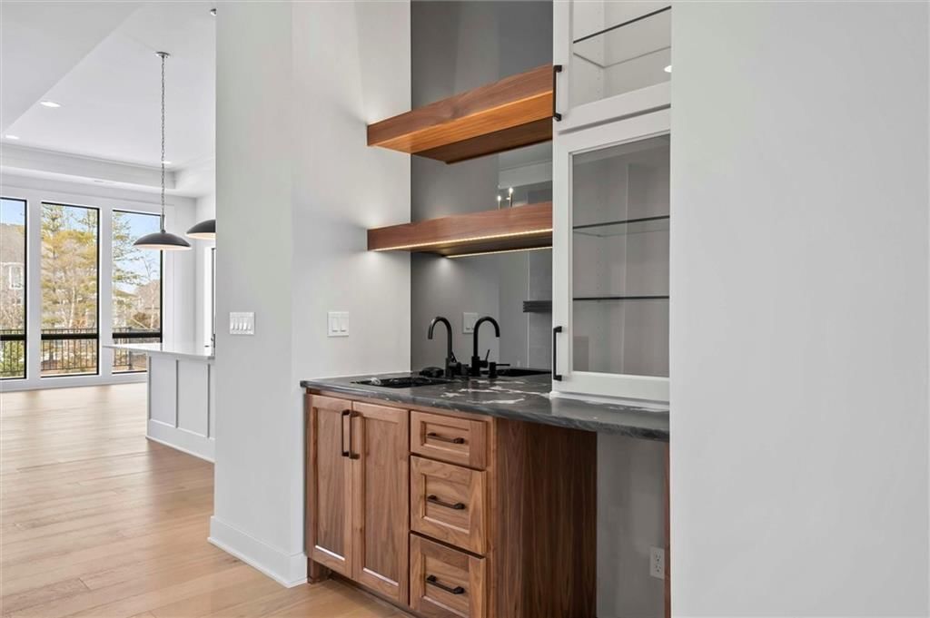 2944 W 133rd Terrace — photo 8