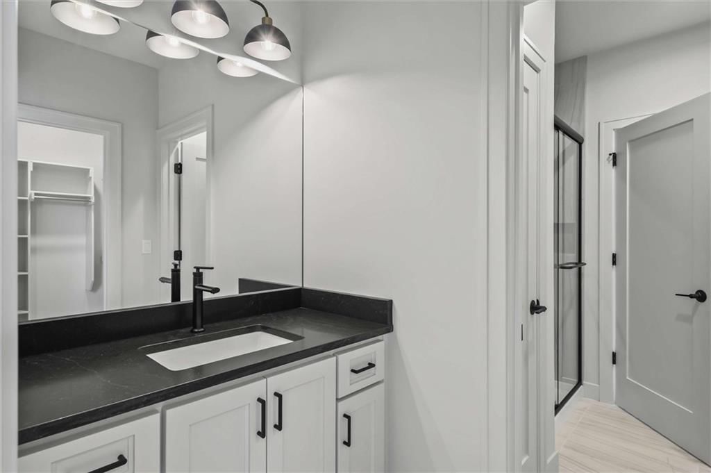 2944 W 133rd Terrace — photo 39