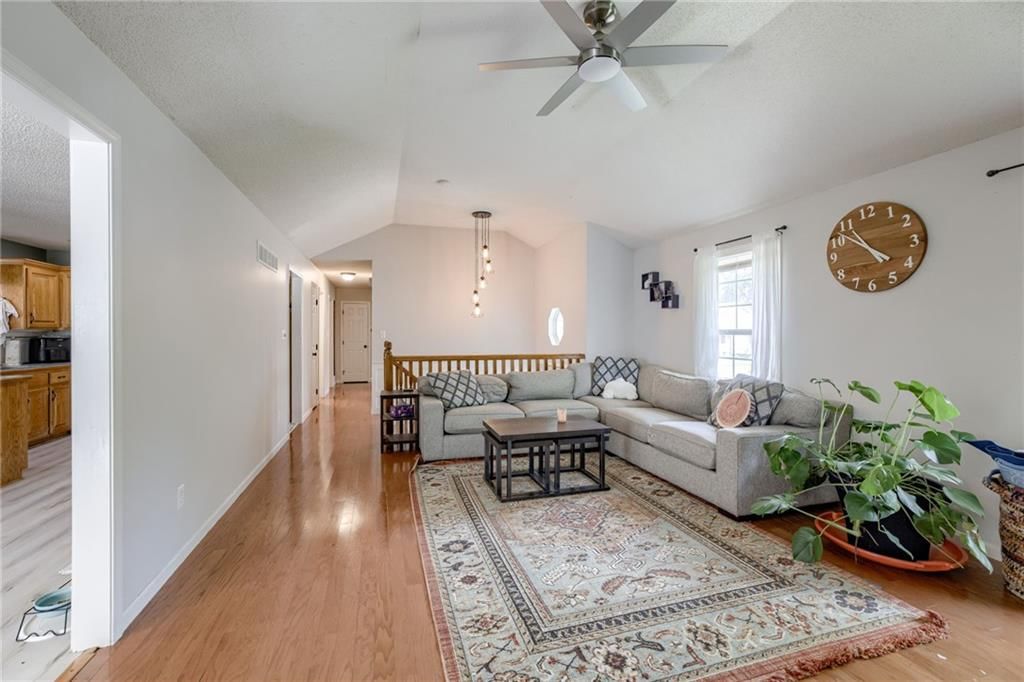 1118 SW Eastman Court — photo 6