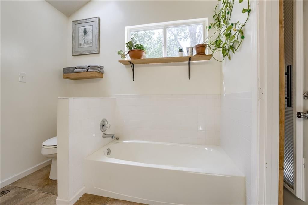 1118 SW Eastman Court — photo 23
