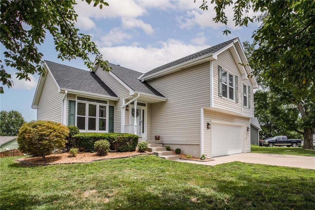 819 Porter Ridge Road, Kearney, MO