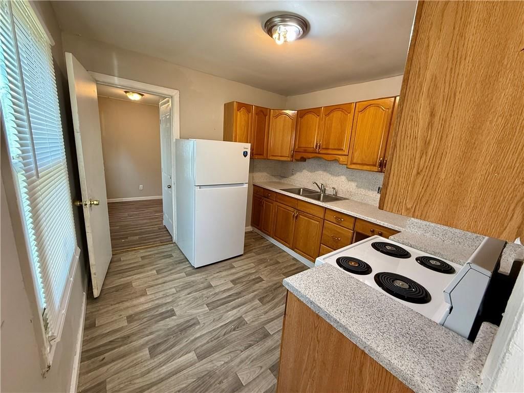 4324 Myrtle Avenue — photo 5