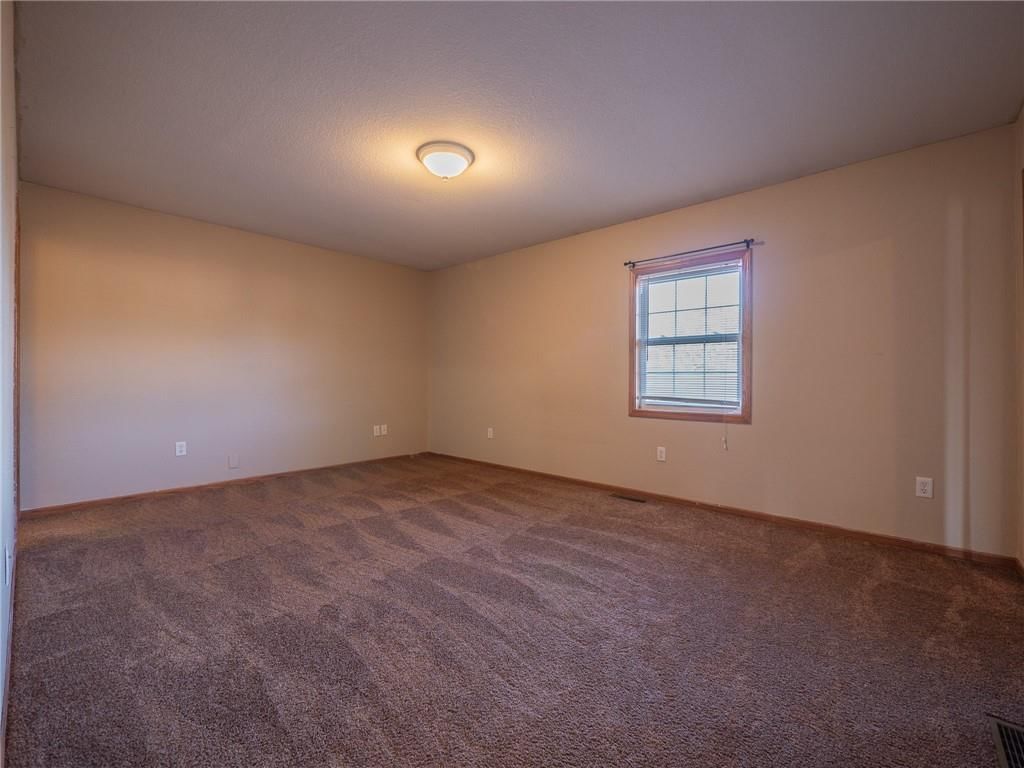 504-506 N BUCHANAN Street — photo 14