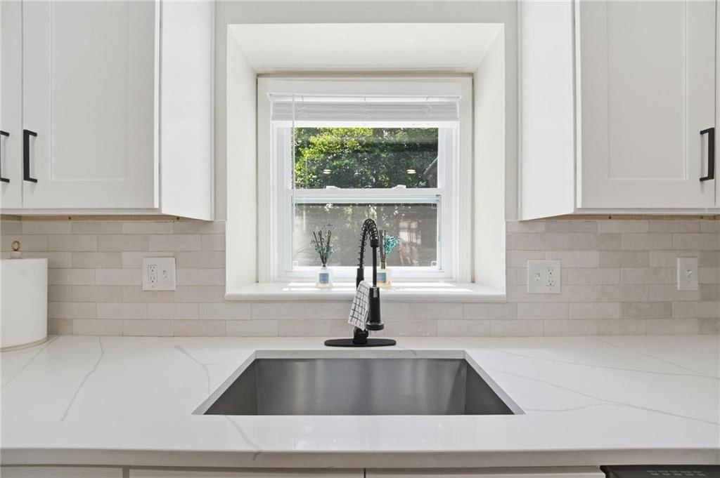11015 W 120th Terrace — photo 22