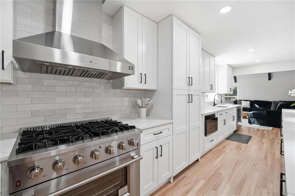 11015 W 120th Terrace — photo 24