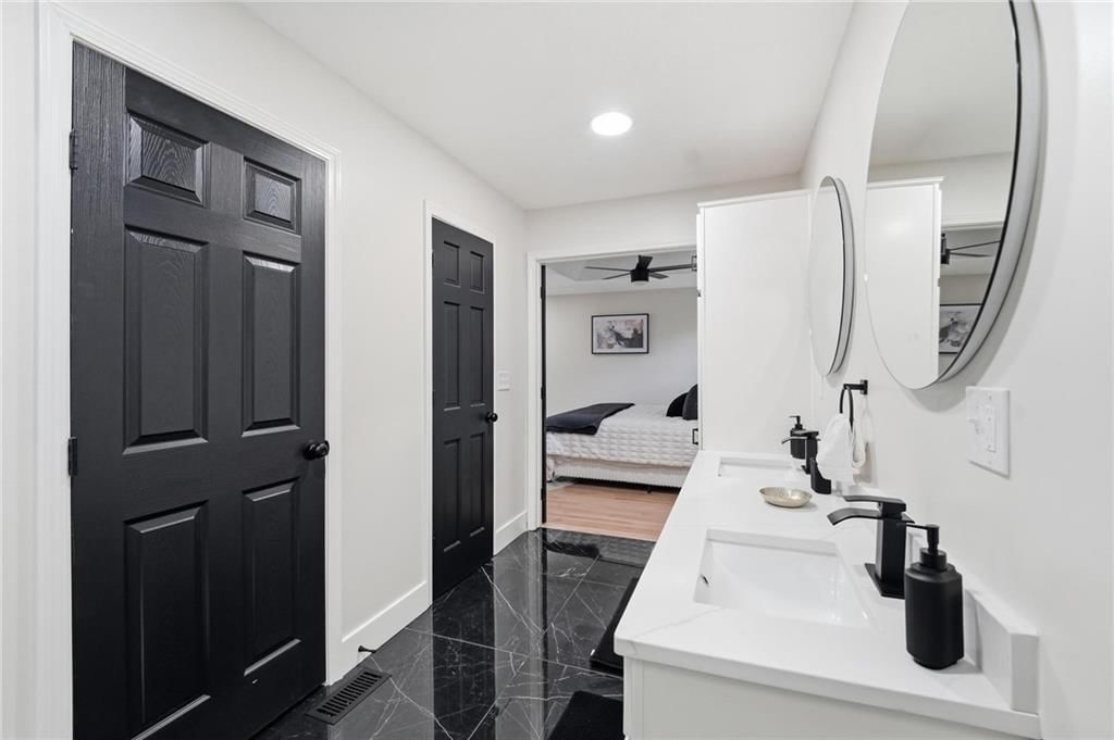 11015 W 120th Terrace — photo 35
