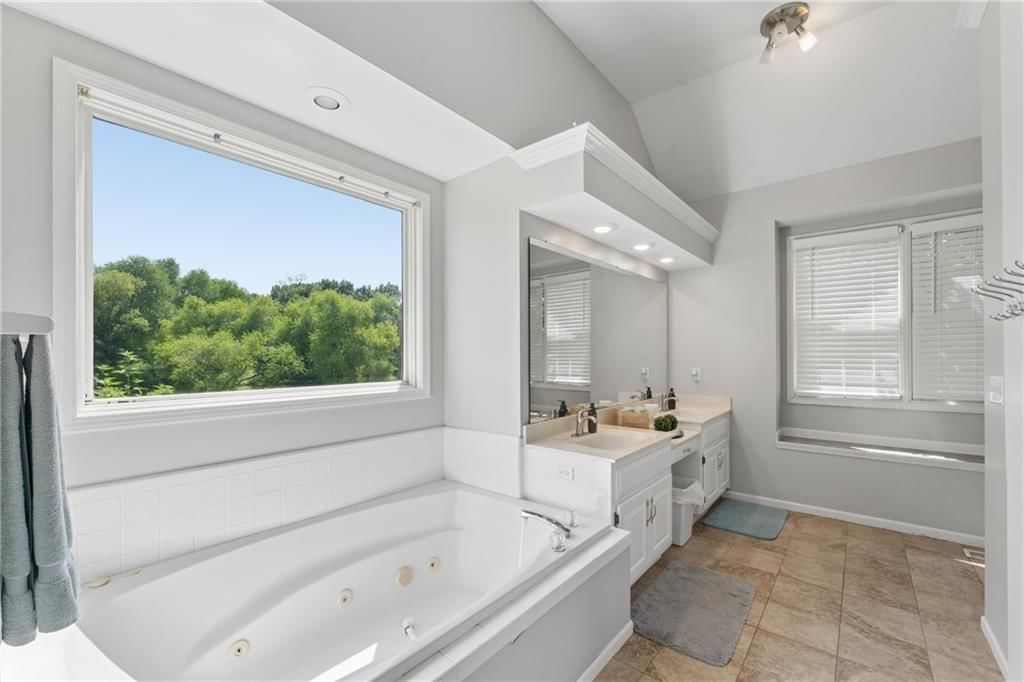 1005 WESLEY Avenue — photo 30