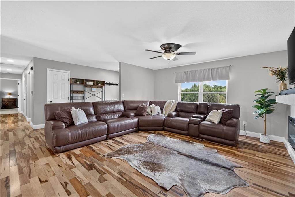 25493 Kansas Avenue — photo 8