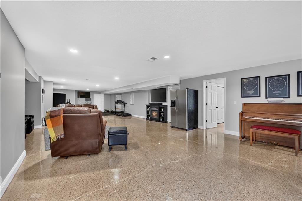 25493 Kansas Avenue — photo 49