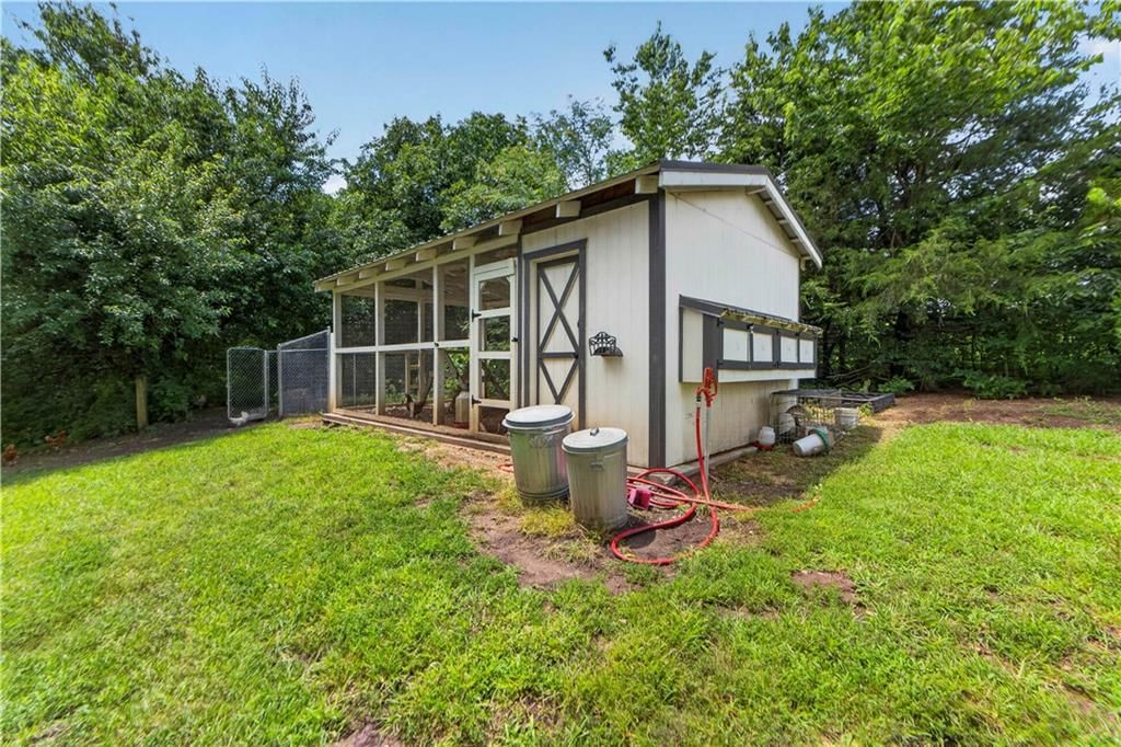 25493 Kansas Avenue — photo 79