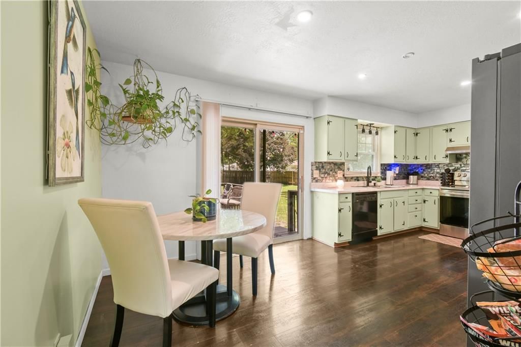 200 SW 20th Terrace — photo 8