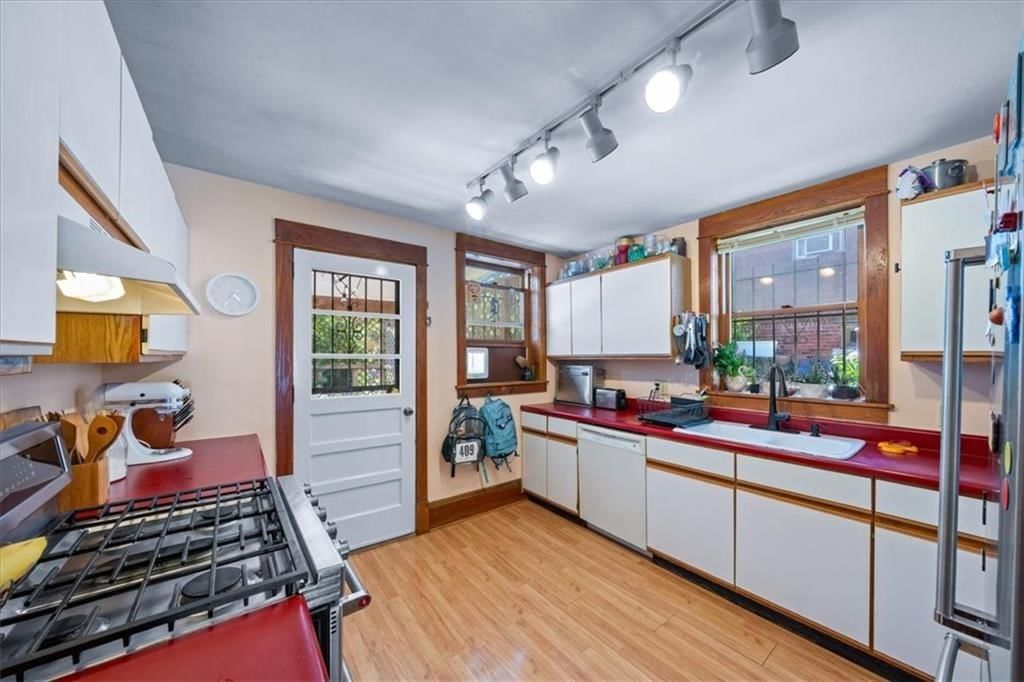 1816 JEFFERSON Street — photo 18