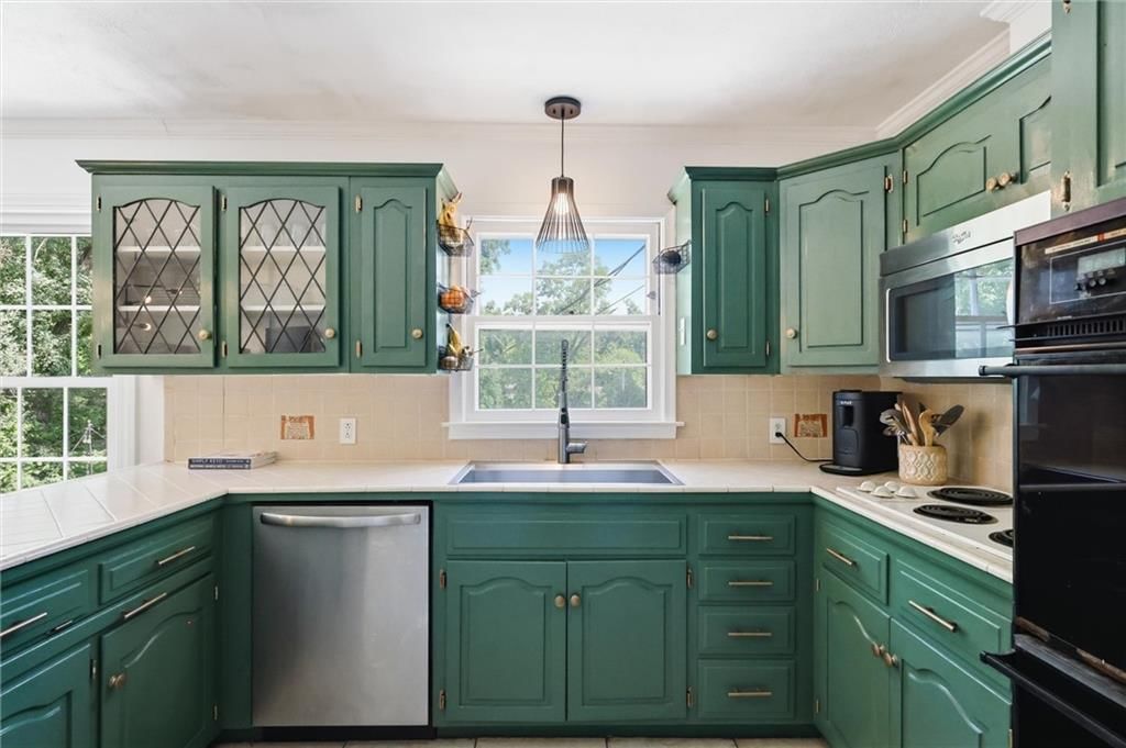 8518 W 56th Terrace — photo 8