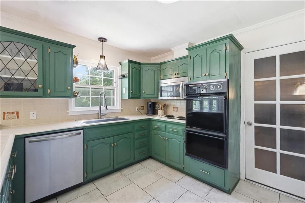 8518 W 56th Terrace — photo 12