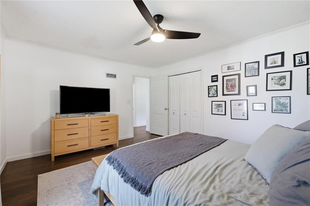 8518 W 56th Terrace — photo 16