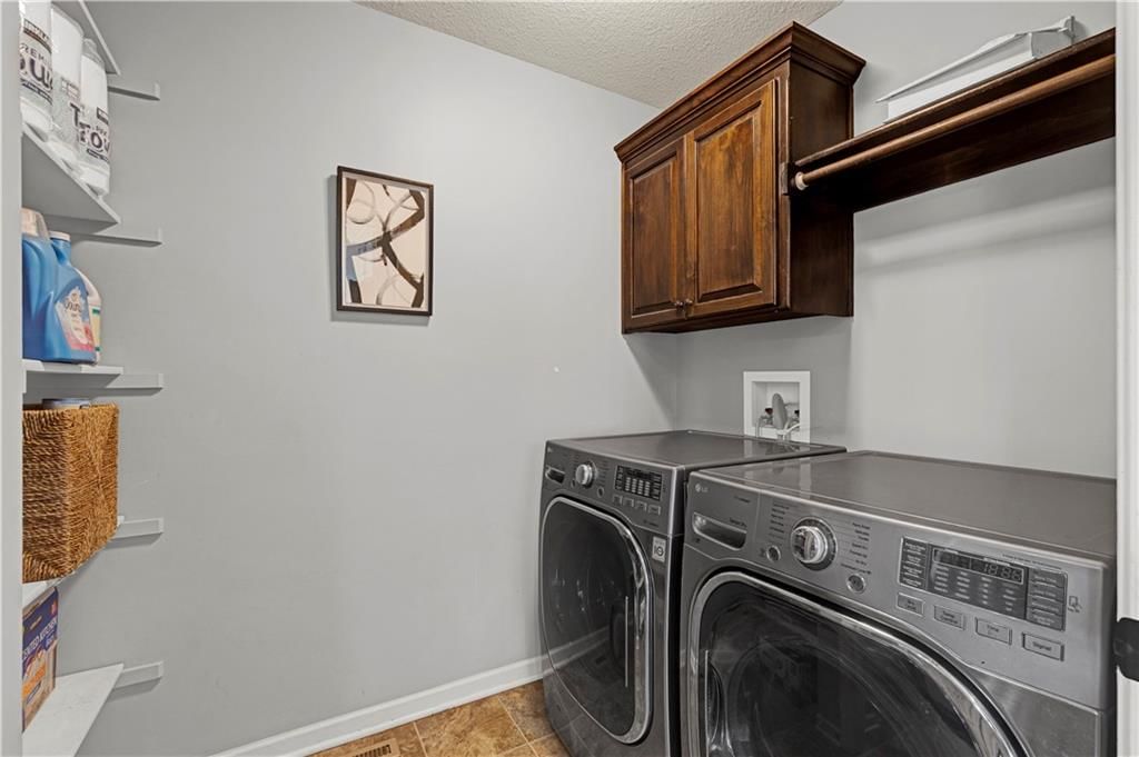 1409 NE Jaclyn Drive — photo 12