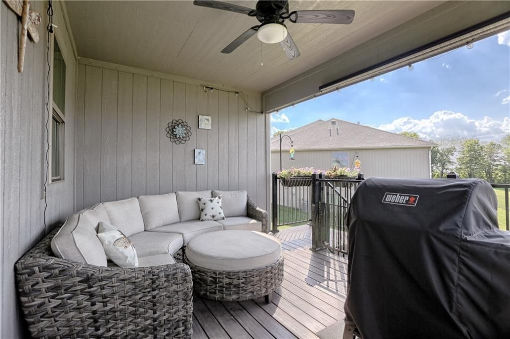 19638 Barstow Street — photo 27