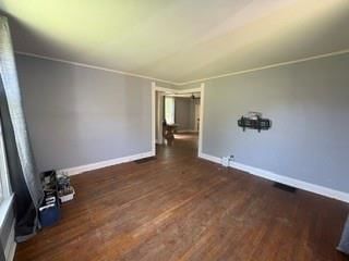 909 W 10th Street — photo 6