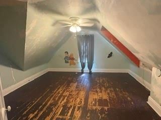909 W 10th Street — photo 15