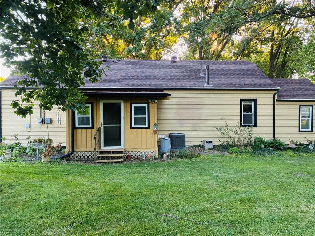 4641 N Elmwood Avenue — photo 6
