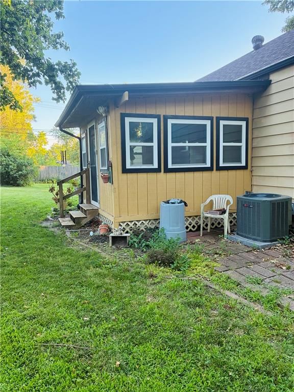 4641 N Elmwood Avenue — photo 18