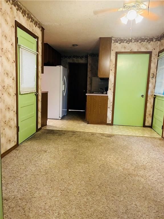 4641 N Elmwood Avenue — photo 35