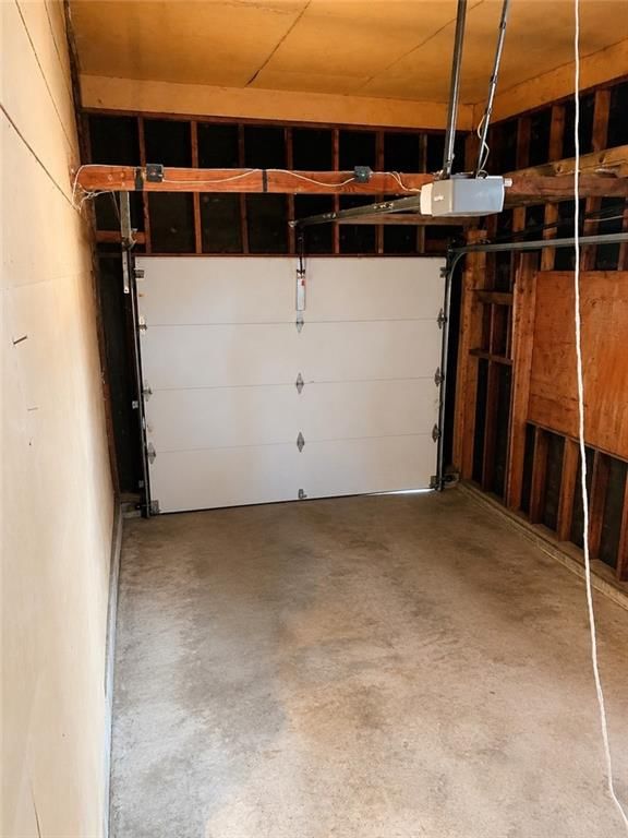 4641 N Elmwood Avenue — photo 50