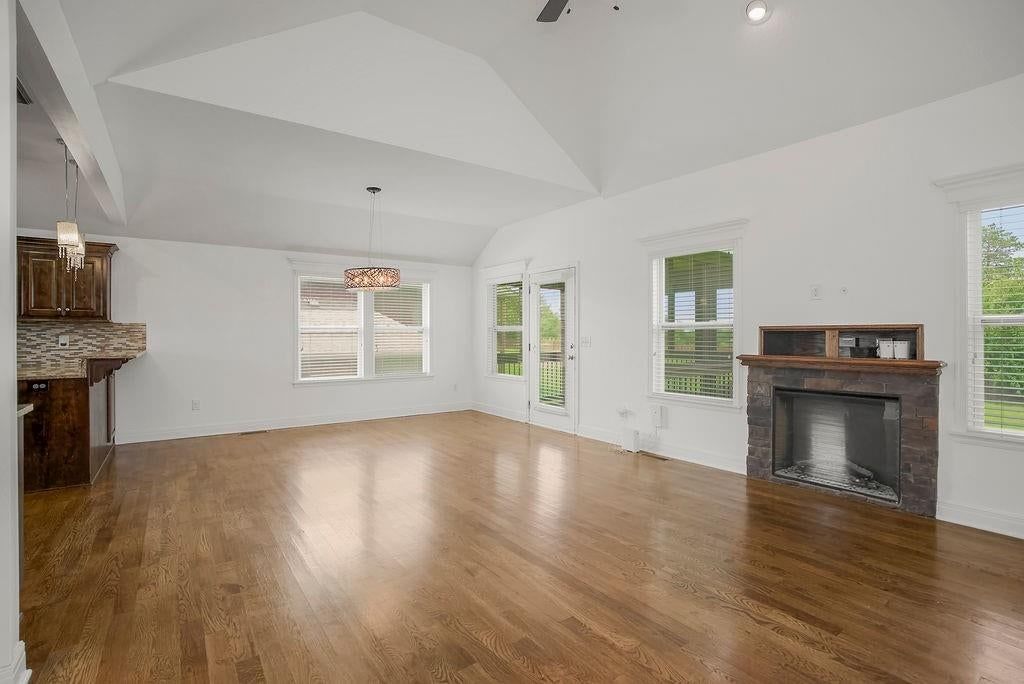 12814 Lathrop Avenue — photo 3
