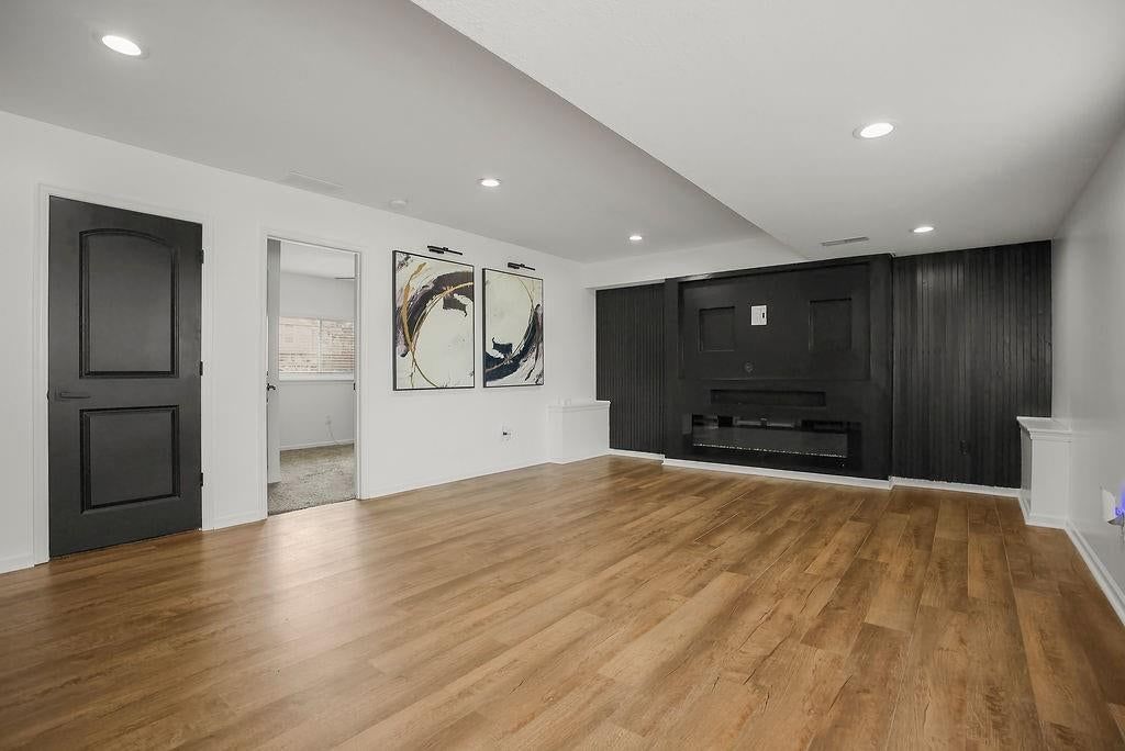12814 Lathrop Avenue — photo 4