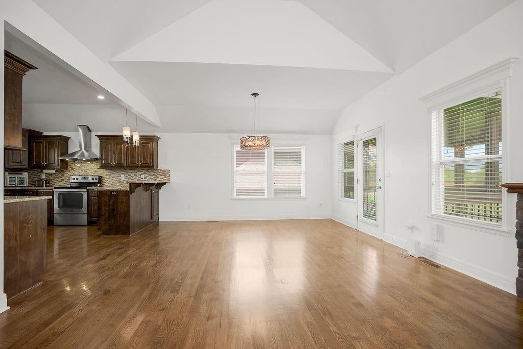 12814 Lathrop Avenue — photo 9