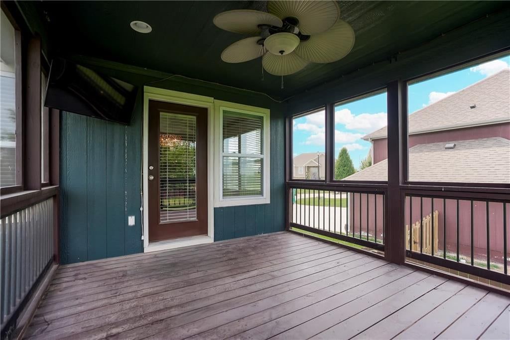 12814 Lathrop Avenue — photo 29