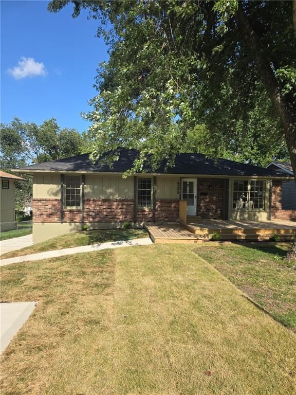 8209 Kenwood Avenue — photo 2