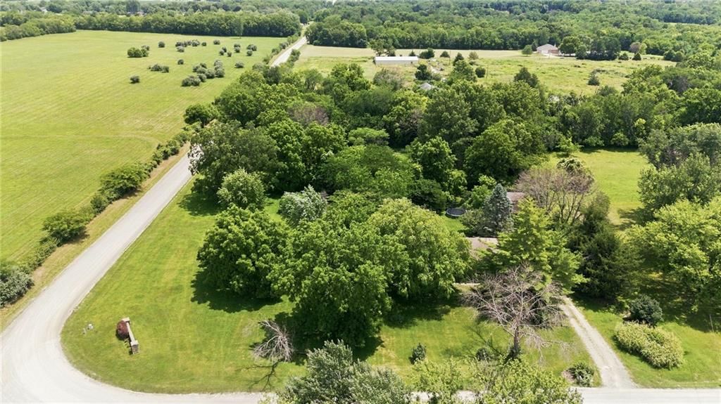 22705 S Abbott Drive — photo 7