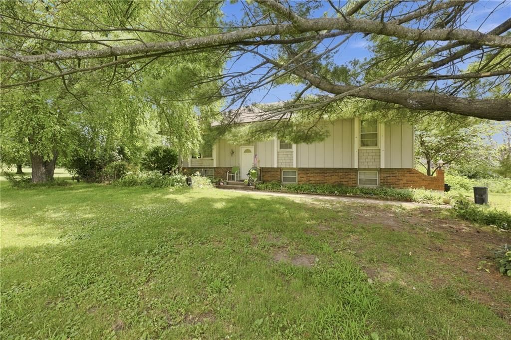 22705 S Abbott Drive — photo 17