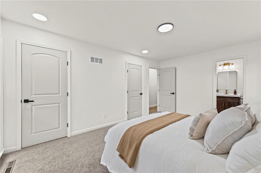 10443 College Avenue — photo 20