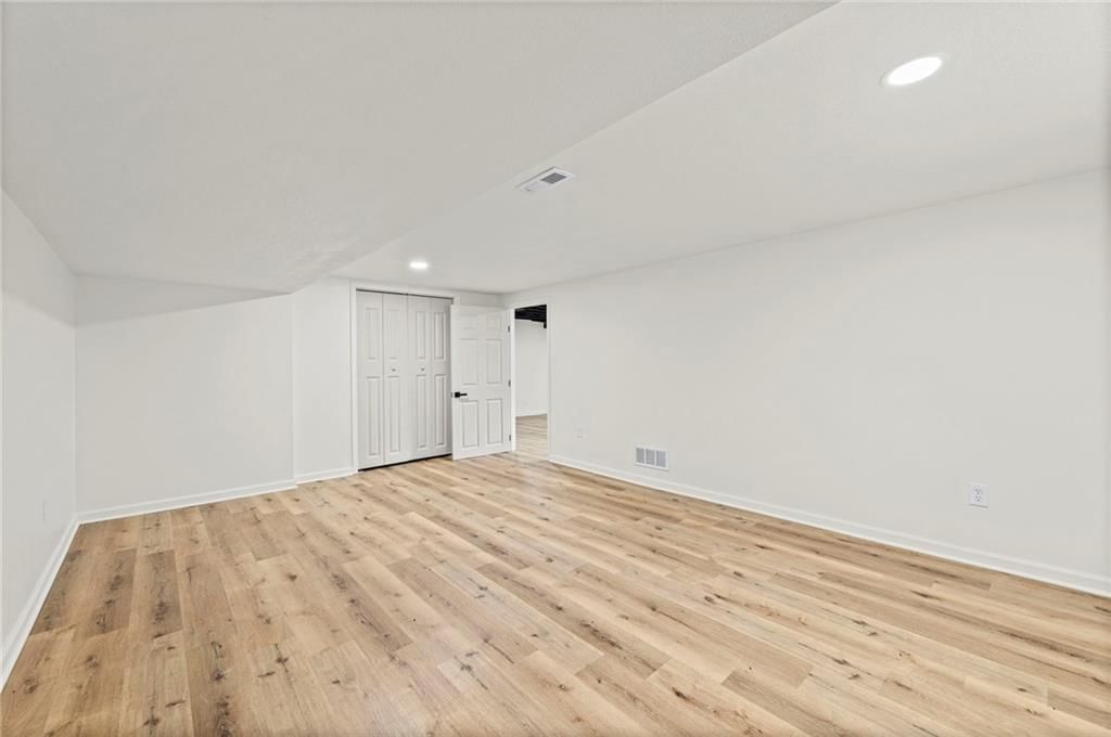 10443 College Avenue — photo 27