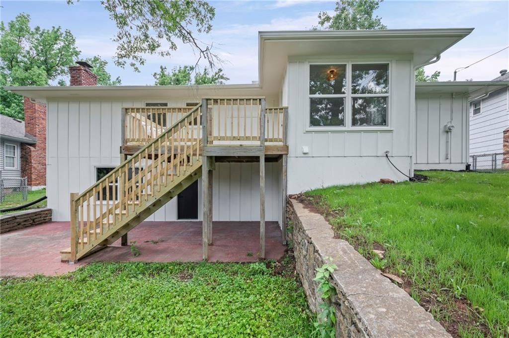 10443 College Avenue — photo 33