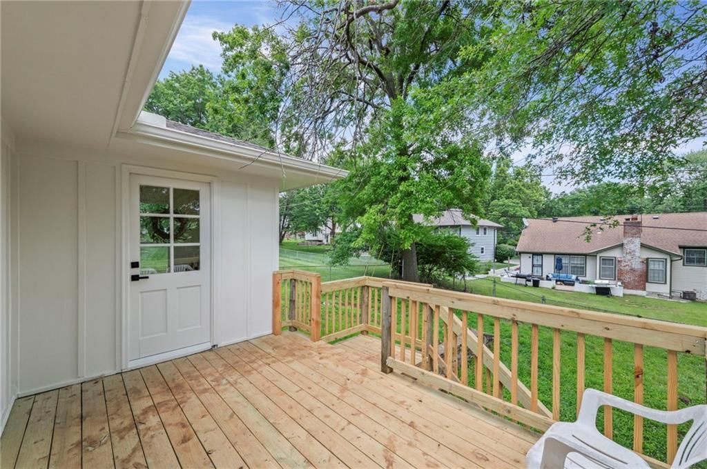 10443 College Avenue — photo 35