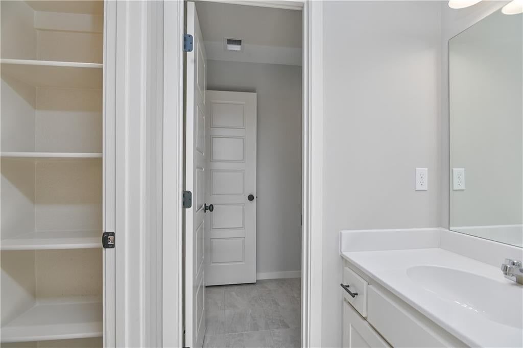 2283 Wabash Street — photo 43
