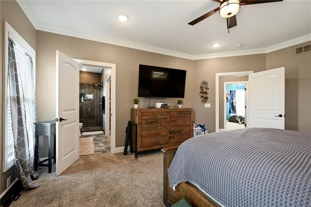 22614 Surrey Lane — photo 15