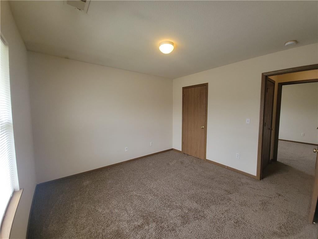 1250 & 1252 NW Woodbury Place — photo 17