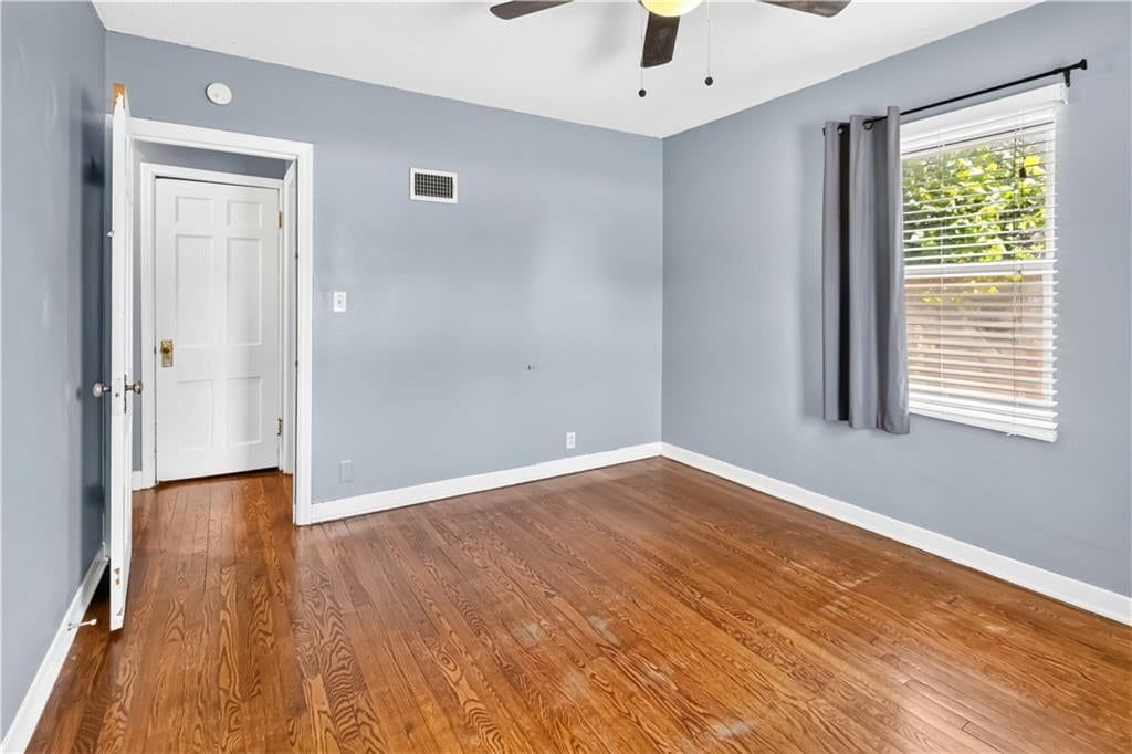 1017 E 84th Terrace — photo 10